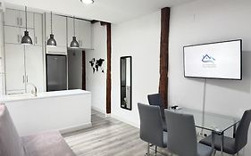 Apartamentos Day Madrid ALAMO Centro Gran Via Sol Malasaña